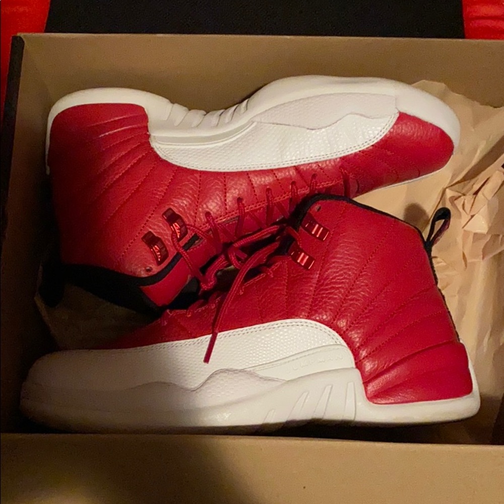 Jordan 12 “gym red”
